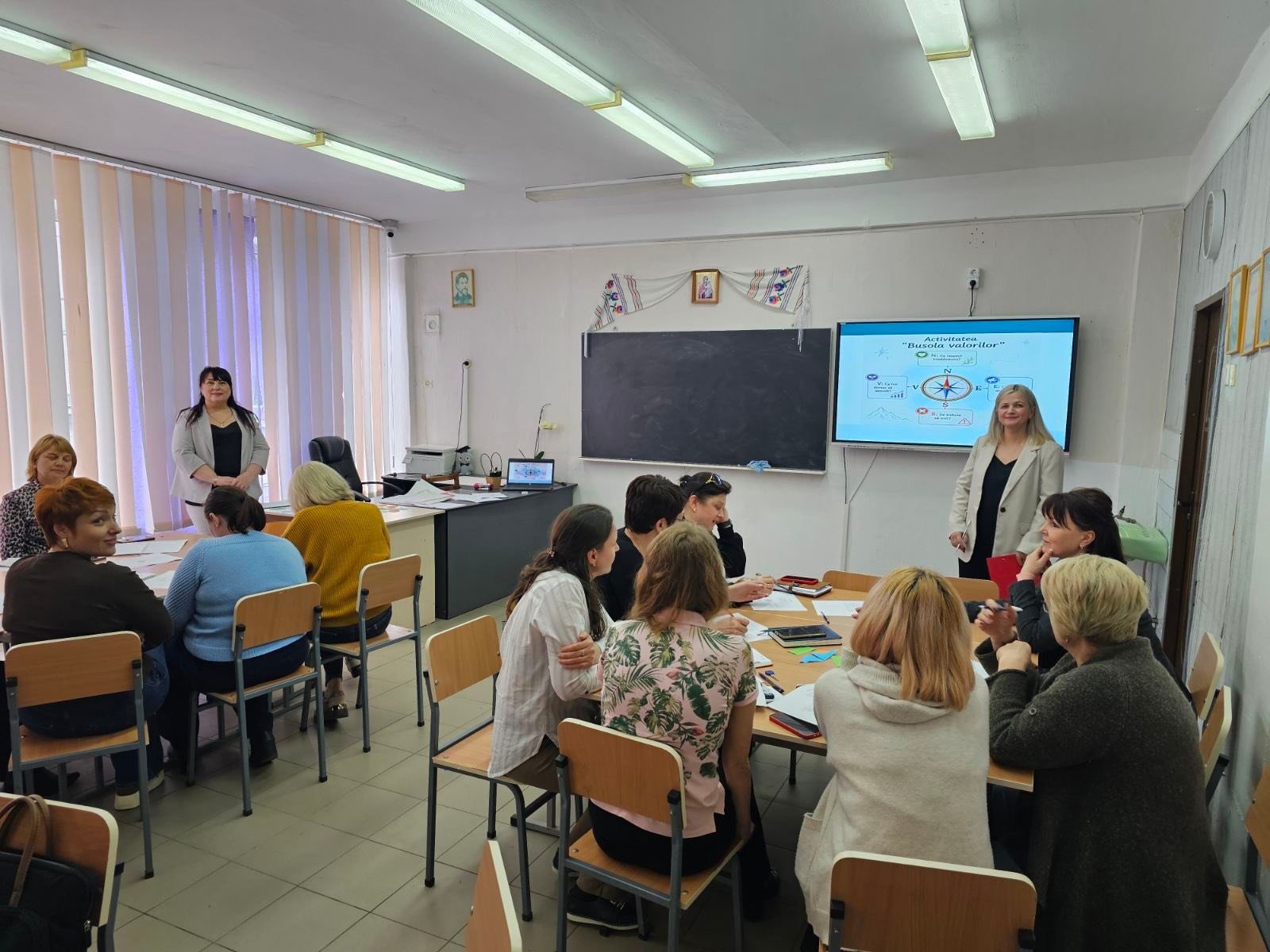 „Chipul valorilor: Profesorul – promotor al valorilor” – atelier dedicat formării prin exemplu și integritate
